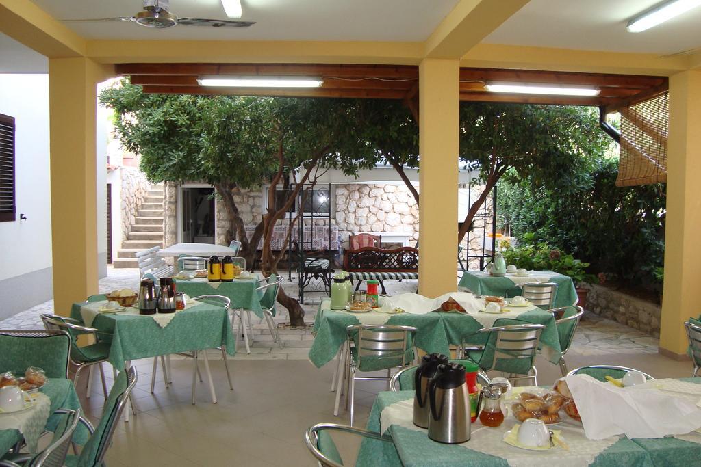 Rooms Villa Andreja Pag Town Exterior foto